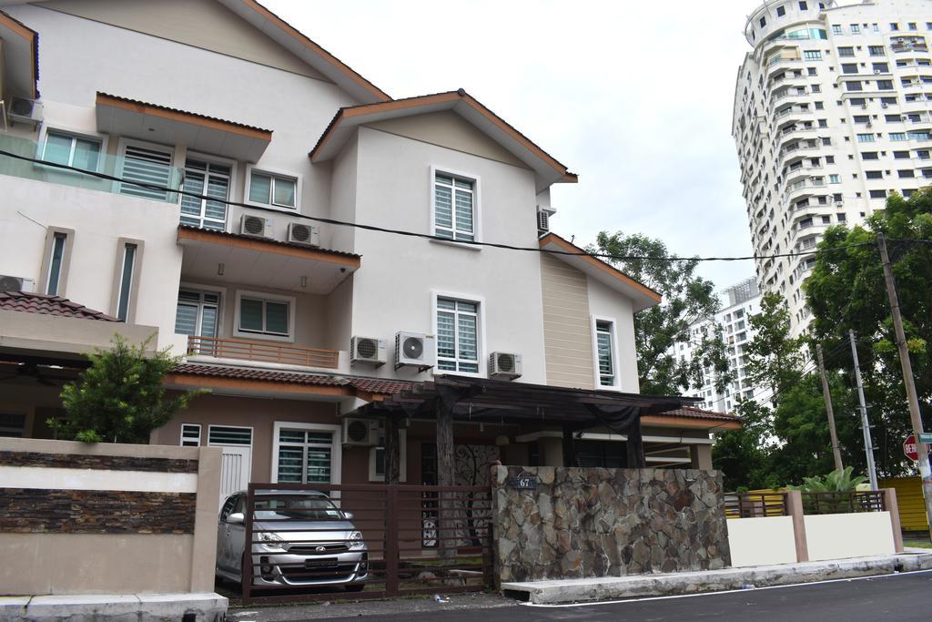 67 First Island Villa Bukit Jambul Buitenkant foto